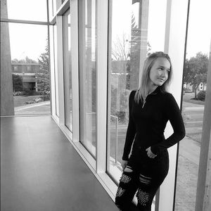 Meet your Posher, Lydia